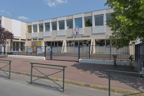 École primaire Etienne de Silhouette à Bry-sur-Marne
