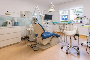 Smiley Dent - Cabinet Dentist Stomatologie Constanta image