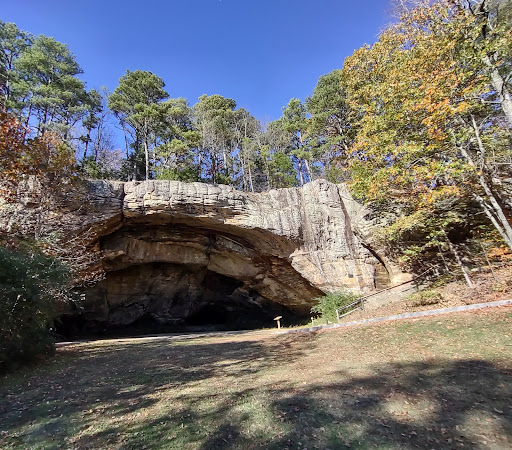 Indian Rock Cave & Trail (Indian Hills Golf Resort)