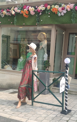 Magasin de vêtements pour femmes L'Atelier de Marie Barbezieux & Cognac Barbezieux-Saint-Hilaire
