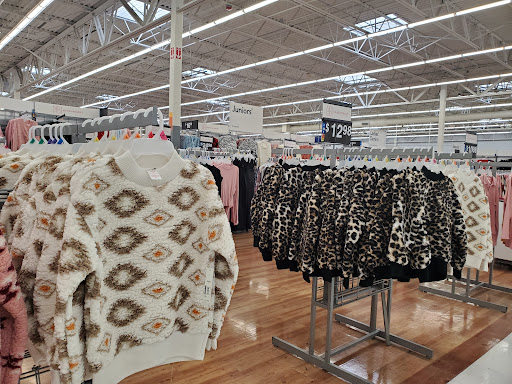 Discount Store «Walmart», reviews and photos, 1126 U.S. 9, Old Bridge, NJ 08857, USA