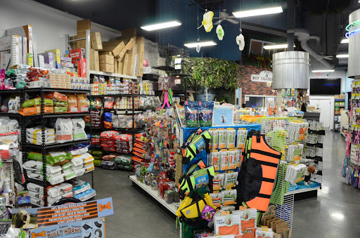 Pet Store «Most Valuable Pets», reviews and photos, 921 Beaumont Centre Pkwy #100, Lexington, KY 40513, USA