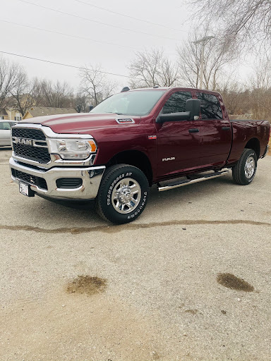 Car Dealer «Lucas-Smith Chrysler Center», reviews and photos, 1600 Parkway W, Festus, MO 63028, USA