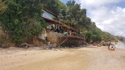 Zdjęcie Praia do Porto de Cima otoczony górami