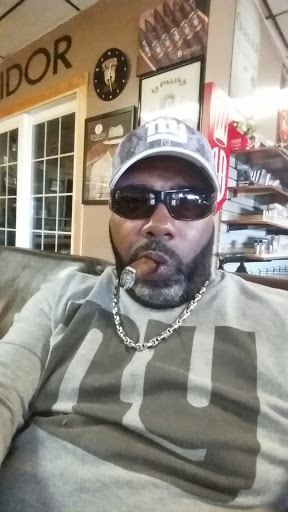 Cigar Shop «Cigar And Tobacco», reviews and photos, 196 Berlin Turnpike, Berlin, CT 06037, USA