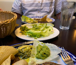 Restaurante Flor de Lis | Cumbres photo