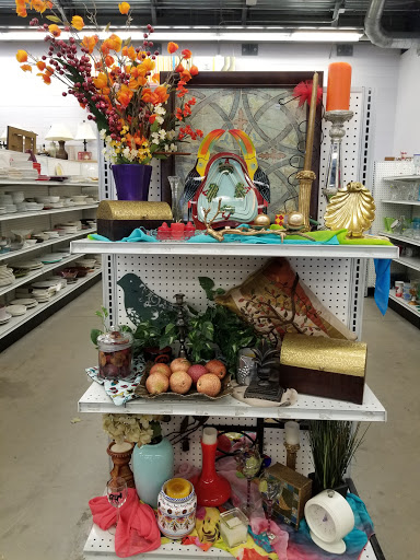 Thrift Store «Goodwill Central Texas - Lakeway», reviews and photos, 1901 RR 620 South, Lakeway, TX 78734, USA