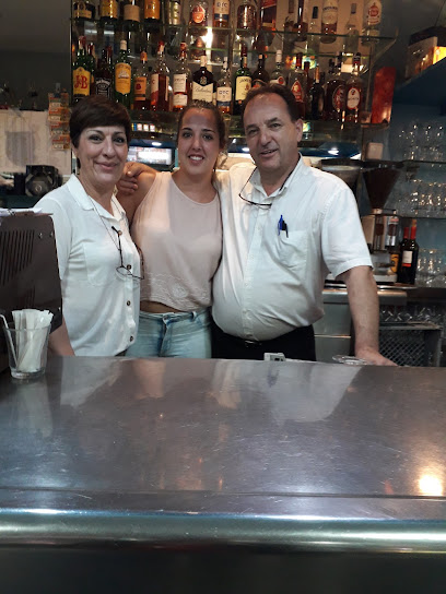 Bar Restaurant Acuari - Carrer de Lleida, 18, 43850 Cambrils, Tarragona, Spain