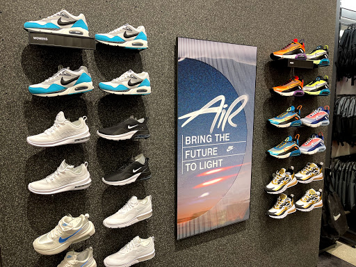 Sporting Goods Store «Nike Factory Store», reviews and photos, 15609 FL-535, Orlando, FL 32821, USA