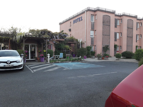 hôtels Hotel Au Sans Souci parking gratuit 46 E Chinon