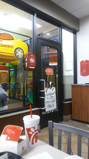 Fast Food Restaurant «Chick-fil-A», reviews and photos, 4675 Perkiomen Ave, Reading, PA 19606, USA