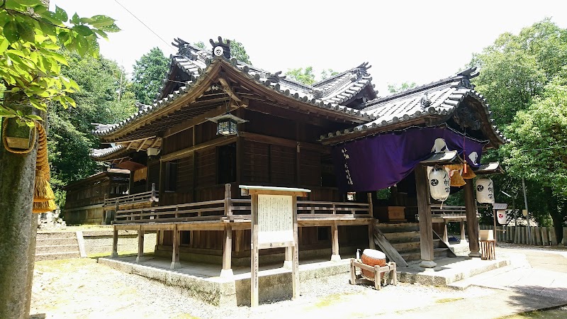 寒河八幡宮