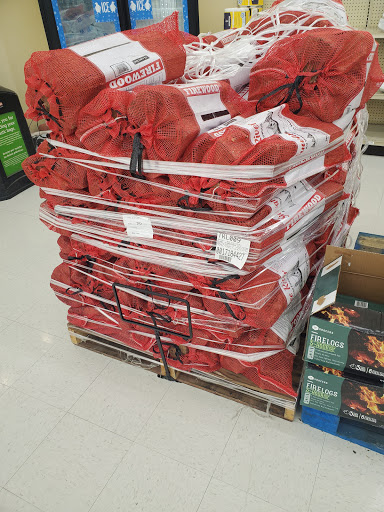 Grocery Store «Winn-Dixie», reviews and photos, 3318 Canoe Creek Rd, St Cloud, FL 34772, USA