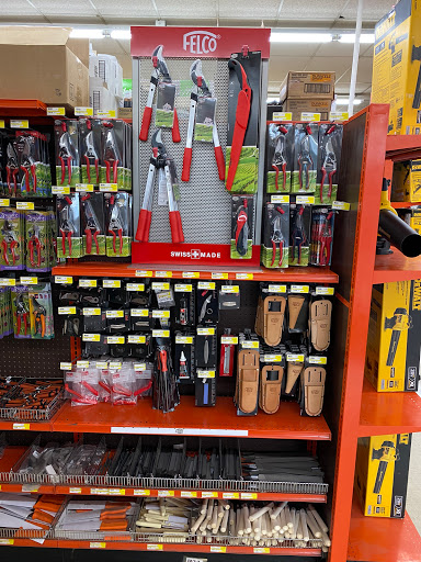 Hardware Store «Do it Best G W Hardware», reviews and photos, 1525 N Pacific Hwy, Woodburn, OR 97071, USA