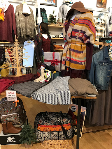 Outdoor Sports Store «Clear Water Outdoor - Lake Geneva», reviews and photos, 744 W Main St, Lake Geneva, WI 53147, USA