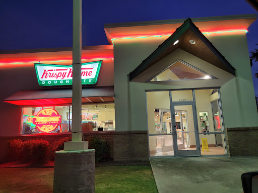 Bakery «Krispy Kreme Doughnuts», reviews and photos, 3605 Ira E Woods Ave, Grapevine, TX 76051, USA