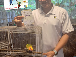 กัปตันฟาร์มนกแก้ว
