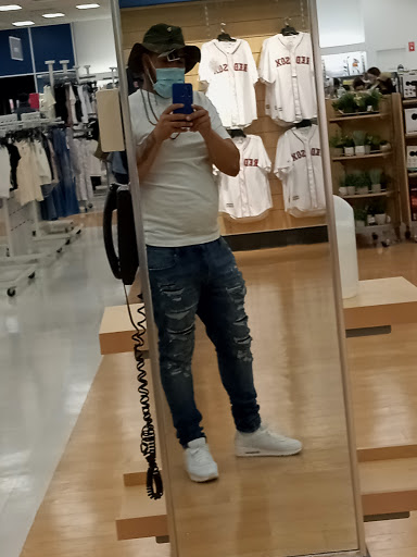 Shopping Mall «Stadium Plaza Shopping Center», reviews and photos, 10 Main St, Tewksbury, MA 01876, USA