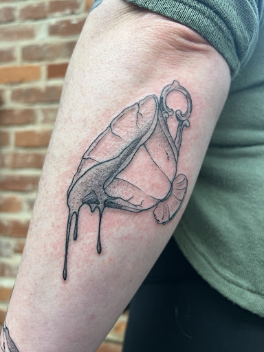 Explore trapezius tattoo ideas, creative tattoo ideas in Leola, available at Sweet Omens