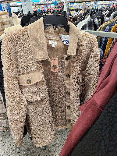 Clothing Store «Ross Dress for Less», reviews and photos, 2201 S Interstate 35 E, Denton, TX 76205, USA