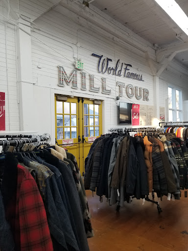 Clothing Store «Pendleton Washougal Mill Store», reviews and photos, 2 Pendleton Way, Washougal, WA 98671, USA