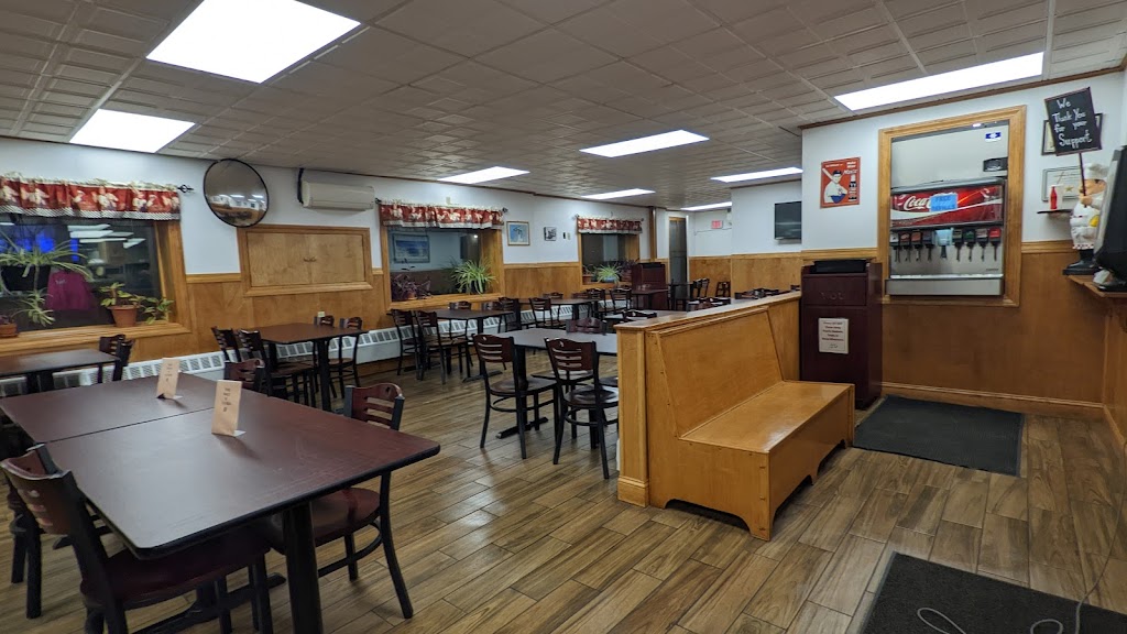 Canaan Village Pizza 03741