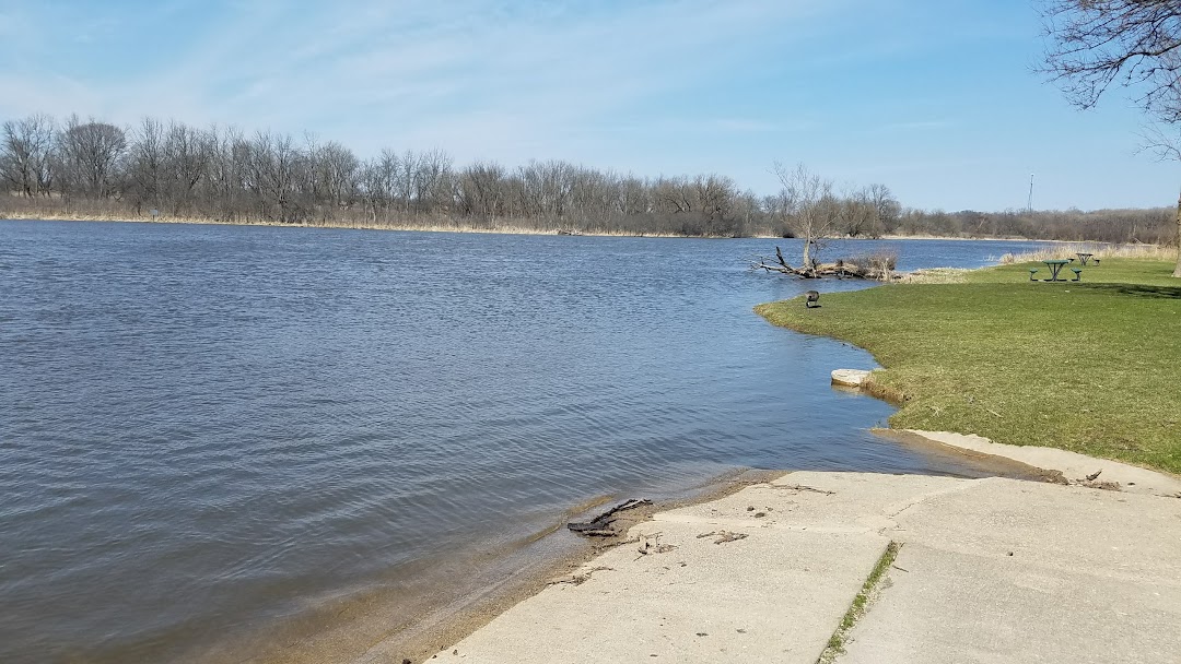 Fox River Shores Forest Preserve