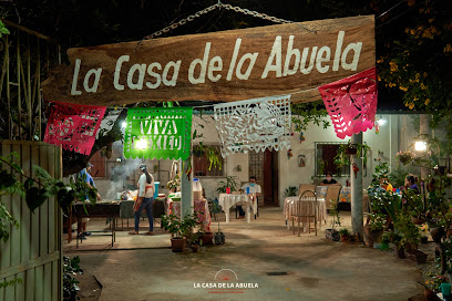 La Casa de la Abuela - Av. Tamaulipas 11, La Soledad, 70760 Tehuantepec, Oax., Mexico