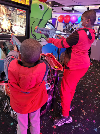 Amusement Center «Omni Fun Center», reviews and photos, 3729 Sycamore Dairy Rd, Fayetteville, NC 28303, USA