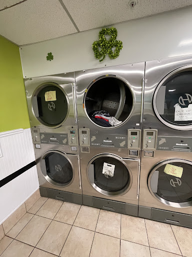 Laundromat «Bryant Pond Laundry & Dry Cleaners Inc», reviews and photos, 78 Secor Rd, Mahopac, NY 10541, USA