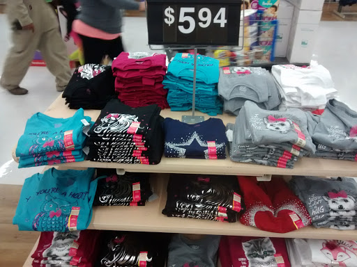 Department Store «Walmart Supercenter», reviews and photos, 2151 W Oaklawn Rd, Pleasanton, TX 78064, USA