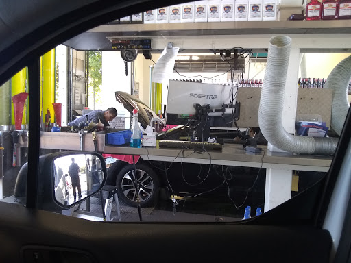 AutoLube Express Oil Change image