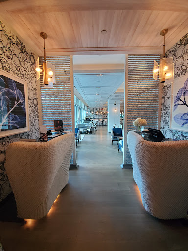 Shopping Mall «Fontainebleau Shops», reviews and photos, 4441 Collins Ave, Miami Beach, FL 33140, USA