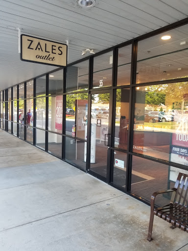 Outlet Mall «Tanger Outlet Hershey», reviews and photos, 46 Outlet Square, Hershey, PA 17033, USA