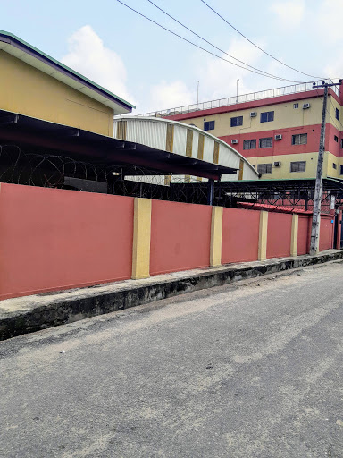 Lebanese Community School, 6 Maye St, Yaba, Oworonshoki, Nigeria, Community Center, state Lagos