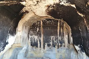 Iraq al-Amir Caves image