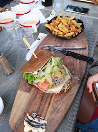 Hamburger du Crêperie Crêperie L' Atelier Délices à Sion-les-Mines - n°5