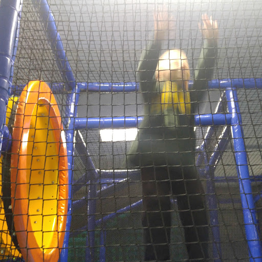 Amusement Center «High Roller Skating Center of La Crosse», reviews and photos, 3624 East Ave S, La Crosse, WI 54601, USA