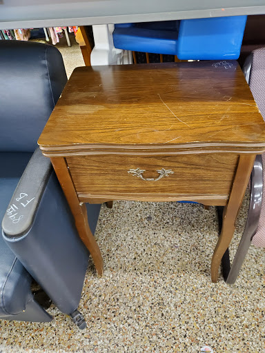 Thrift Store «Last Chance Thrift Store», reviews and photos, 900 Thornton Rd, Lithia Springs, GA 30122, USA