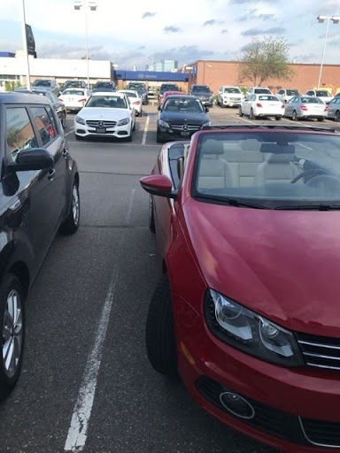 Used Car Dealer «U Car Connect», reviews and photos, 7202 Washington Ave S, Eden Prairie, MN 55344, USA