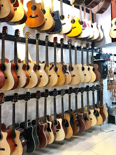 Xưởng Sản Xuất Guitar Sài Thành