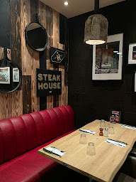 Photo n°16 de Hippopotamus Steakhouse à Créteil ()