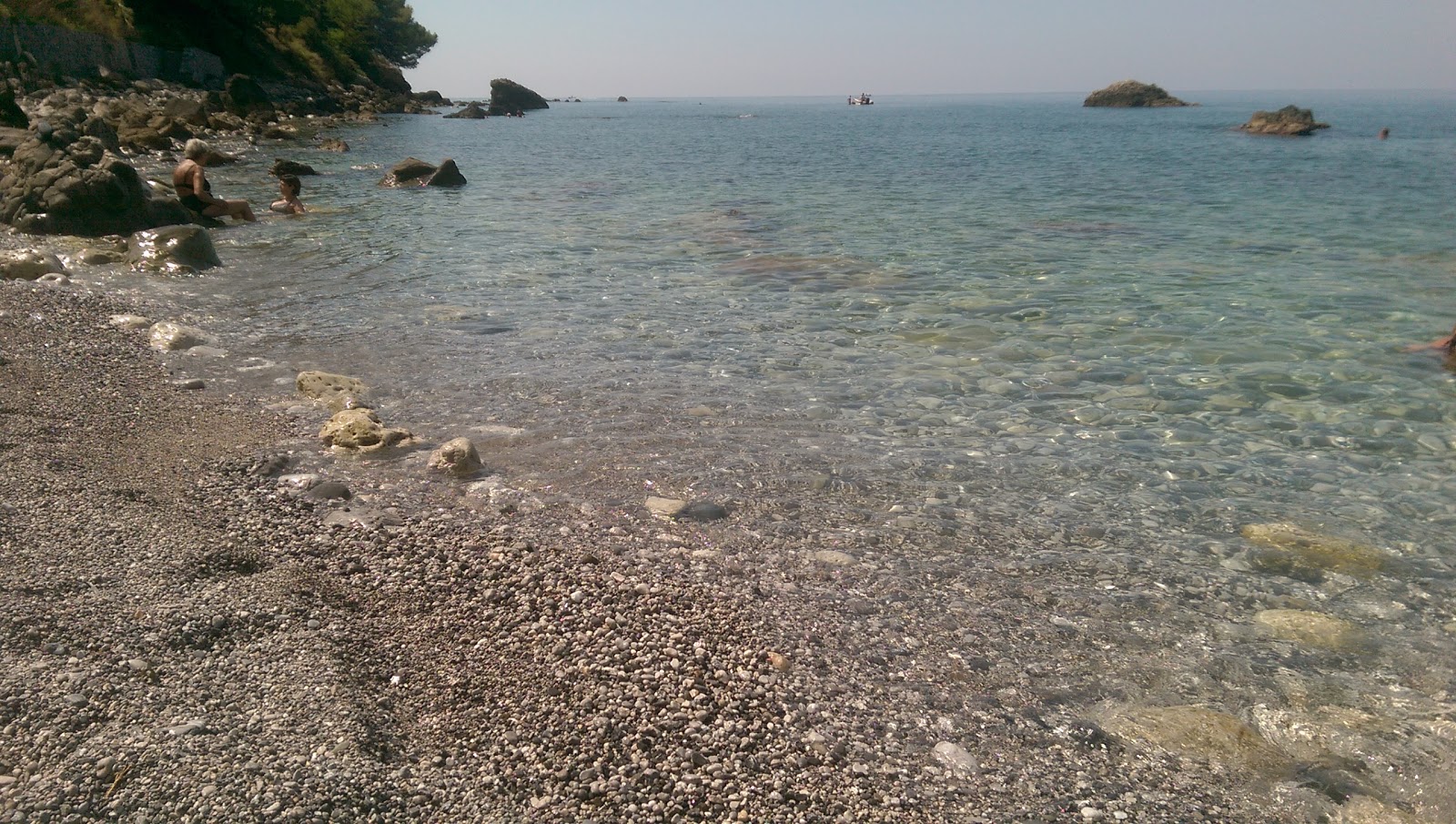 Foto av Spiaggia A Za Monaca med hög nivå av renlighet