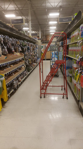 Pet Supply Store «PetSmart», reviews and photos, 1236 Greenbrier Pkwy, Chesapeake, VA 23320, USA