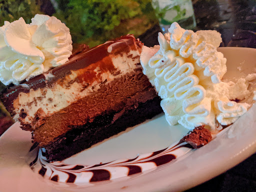 Restaurant «The Cheesecake Factory», reviews and photos, 442 W Hillcrest Dr, Thousand Oaks, CA 91360, USA