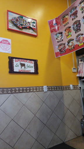Mexican Restaurant «La Jalisco Supermercato», reviews and photos, 1300 N Ashley St, Valdosta, GA 31601, USA