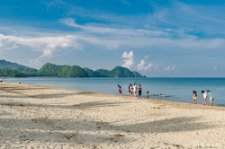 Poblacion Beach'in fotoğrafı çok temiz temizlik seviyesi ile