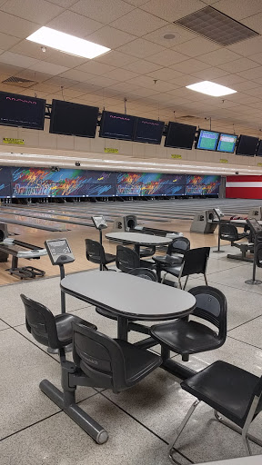 Bowling Alley «Brunswick Zone Woodridge», reviews and photos, 1555 75th St, Woodridge, IL 60517, USA