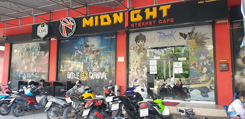 Midnight Internet Cafe ร่มเกล้า