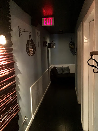 Barber Shop «Barbers & Beer Barbershop», reviews and photos, 1750 E Commercial Blvd, Fort Lauderdale, FL 33334, USA